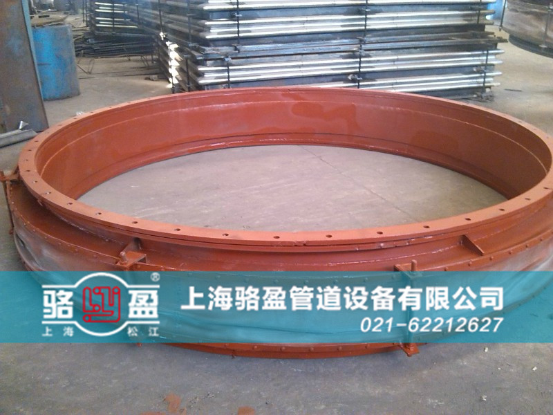 非金屬<a href=http://www.0914123.com target=_blank class=infotextkey>補償器</a>附加限位裝置
